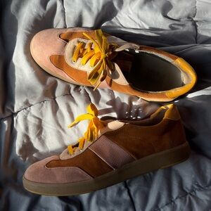 Naturalizer leather sneaker